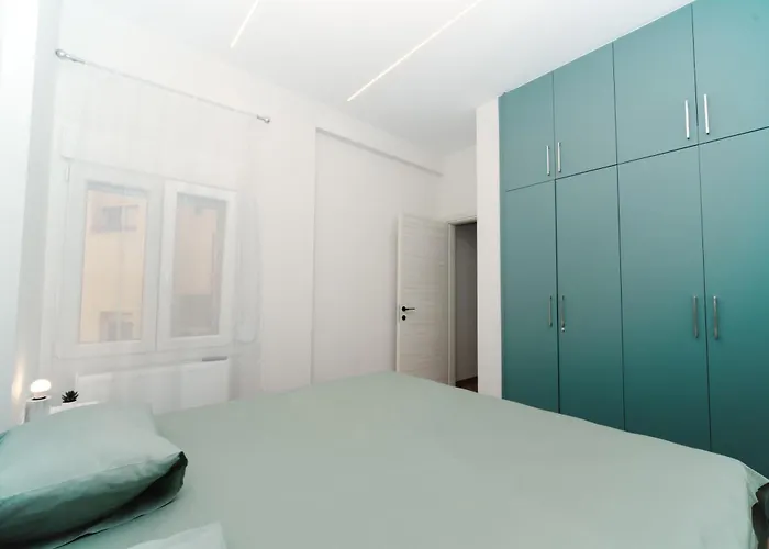 Agias Sofias Svolou Center * Salonicco